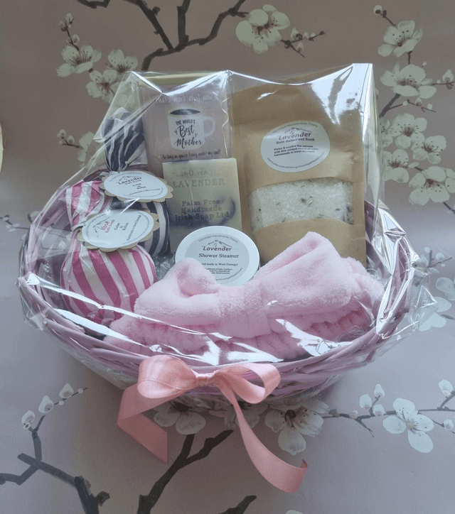 Luxury Gift Basket Bathtime